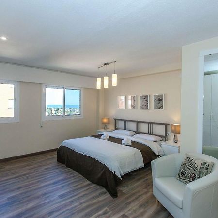 Apartment Malvarrosa Beach Cavite Valencia Ngoại thất bức ảnh