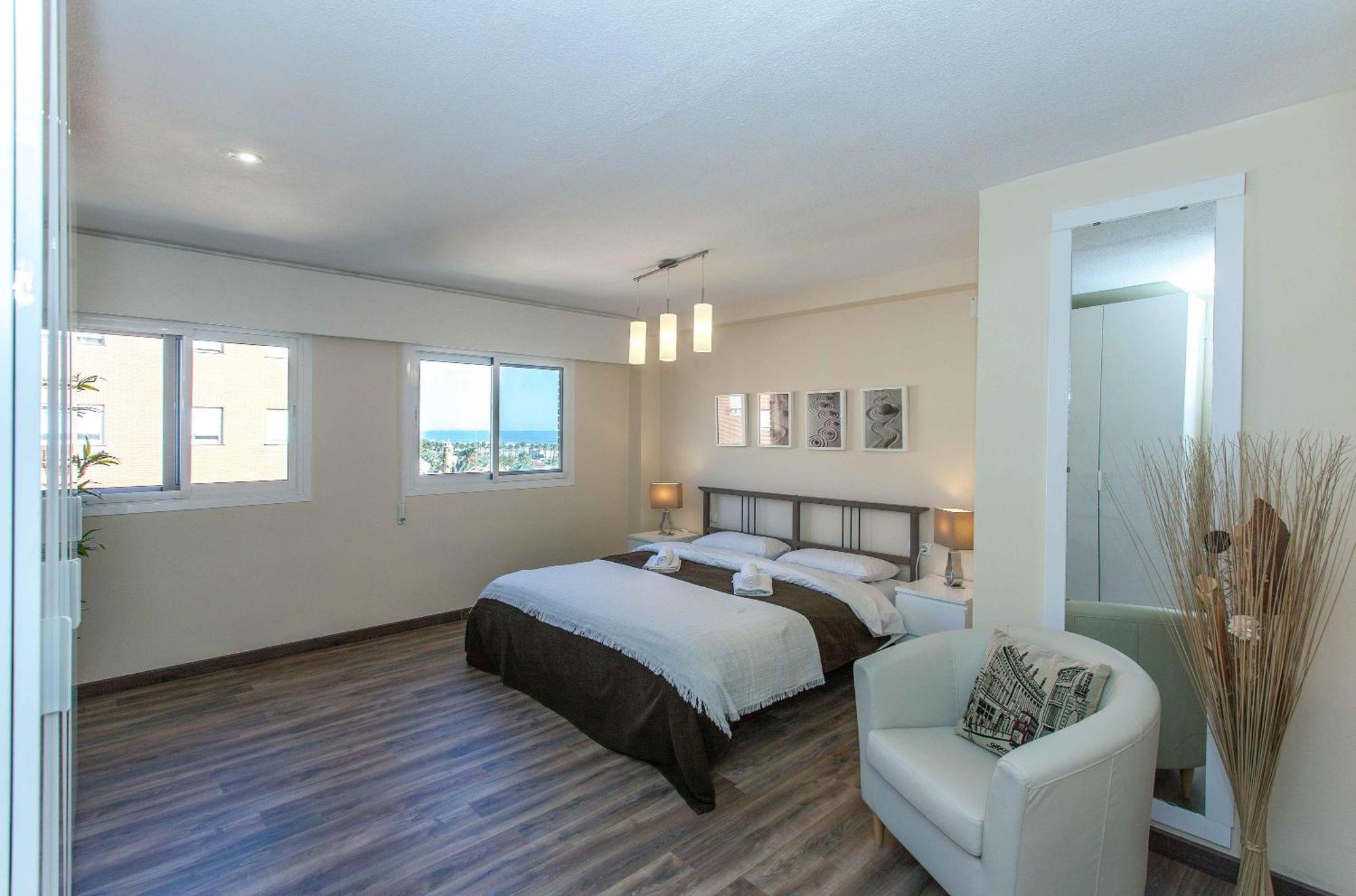 Apartment Malvarrosa Beach Cavite Valencia Ngoại thất bức ảnh